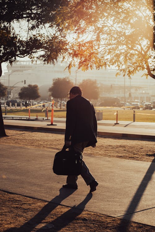 Transisi Lembut dari Dunia Kerja ke Waktu Pribadi